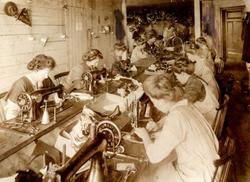 Kvinnene i nåtlesalen