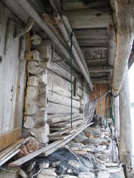 Frå svalgangsbrygge til svalgangsbrygge i Aure