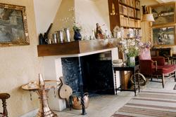 "Erigerons have". Stuen i Thaulows hjem, pyntet med ville bl