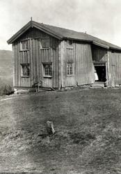 Våningshus, Ånås, Sauherad, Telemark. Fotografert 1915.