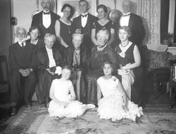 Andrea Leegard fyller år sammen med familen. Fotografert 24.