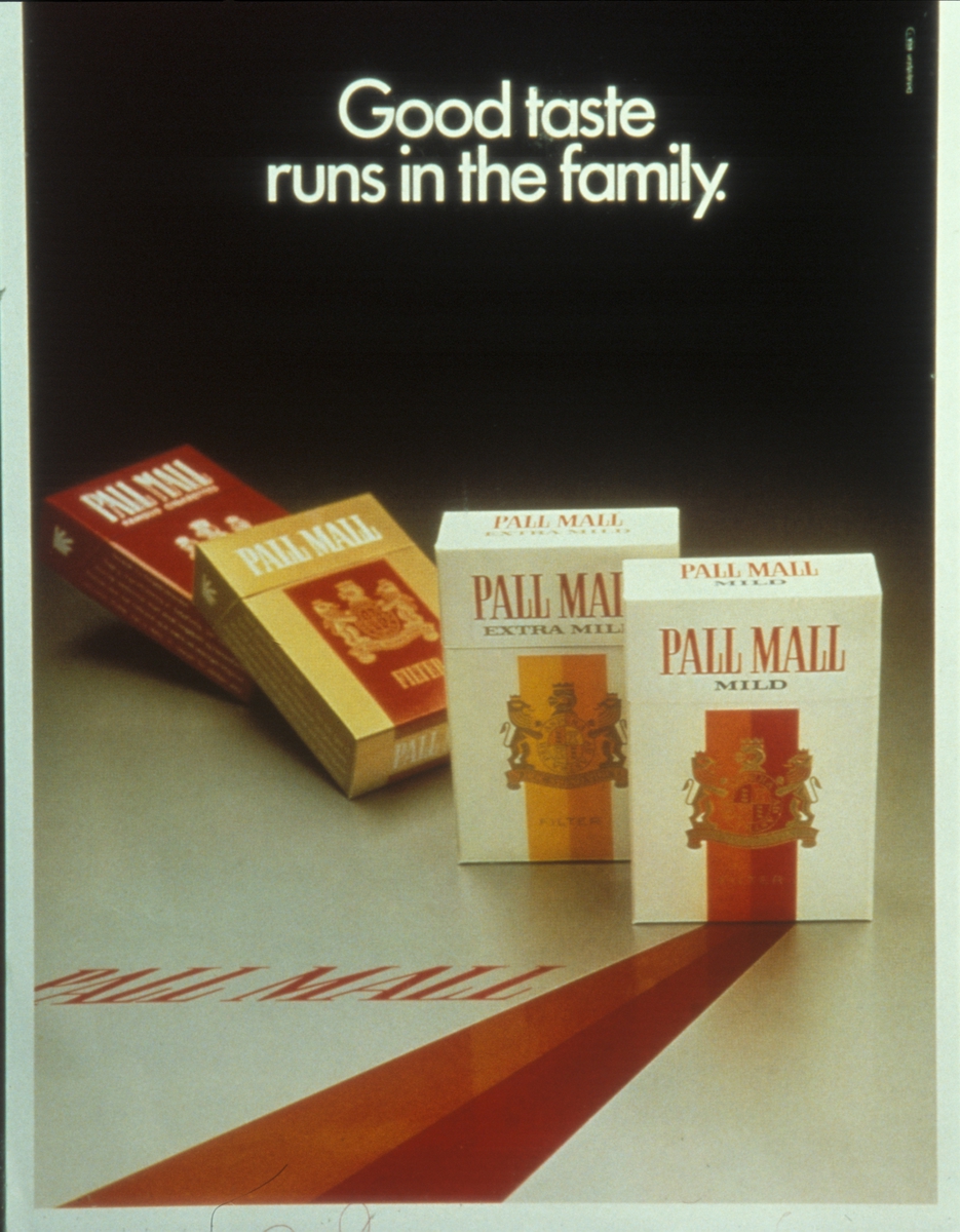 Avfotografert reklameplakat for Pall Mall sigaretter. Bilde fra foredrag om lønnsomheten ved salg av tobakk i 1982.