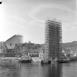 Brevik-Stathellebrua, 11.05.1960. Fundamentene.