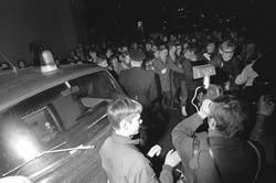 Arendal, 10.04.1970, demonstrasjoner, premiere på filmen "Gr