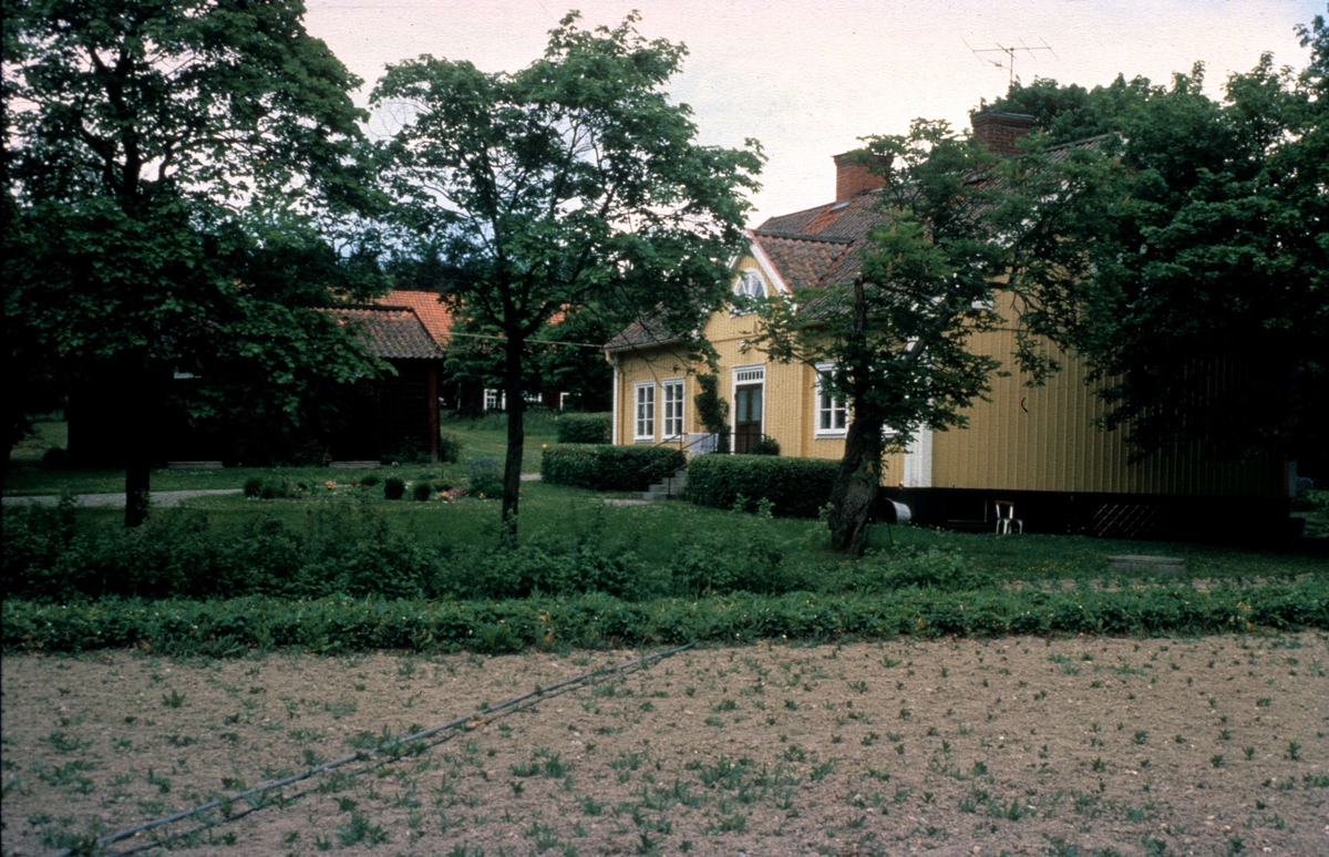 Det tidigare komministerbostället, Torstuna socken, Uppland 1982