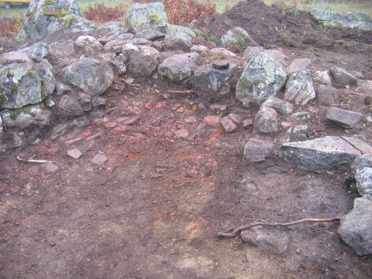 Arkeologisk undersökning, Tibble, Tillinge socken 2006