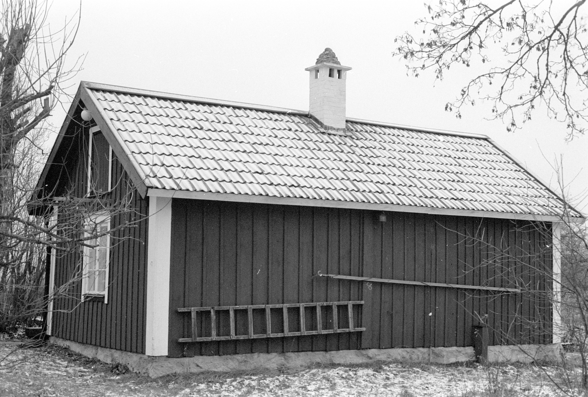Bostadshus, Skornome 1:5, Hagby socken, Uppland 1985