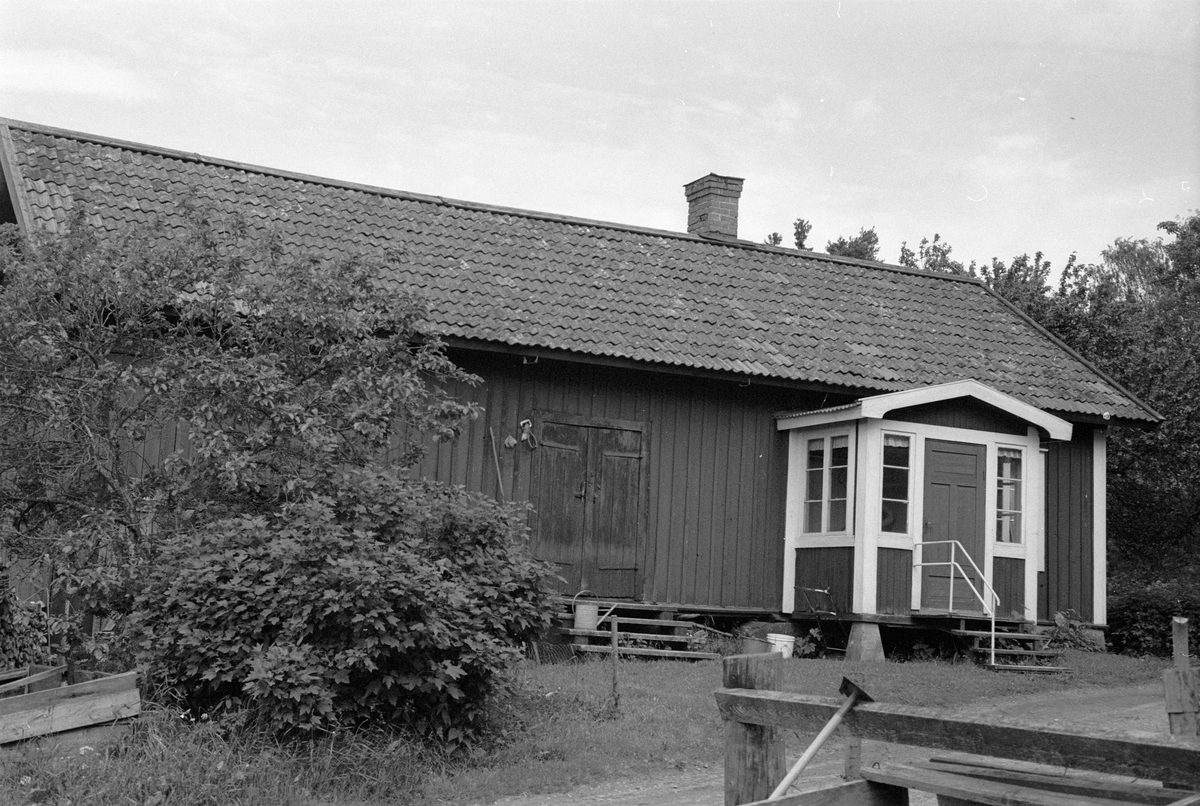 Brygghus, Burvik 2:17 A, Burvik, Knutby socken, Uppland 1987