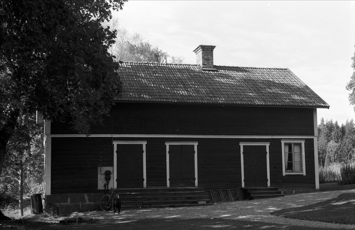 Magasin och brygghus, Ellringe 1:24, Stora Ellringe, Almunge socken, Uppland 1987