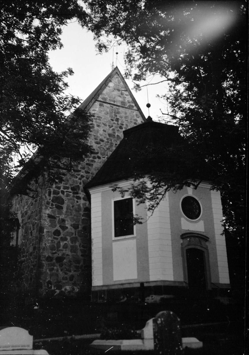 Sannolikt Roslags-Bro kyrka, Roslags-Bro socken, Uppland