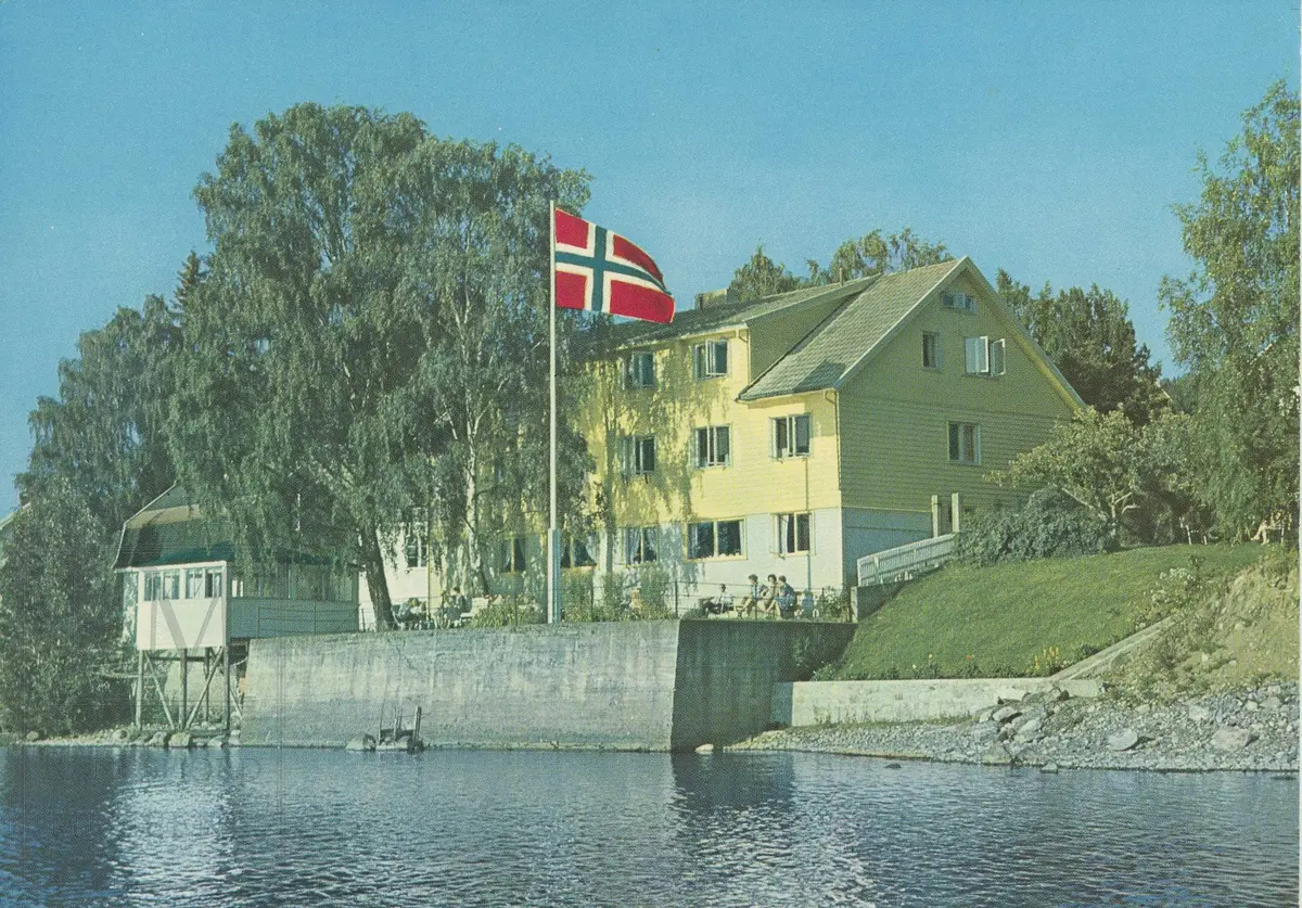 Skarsjø rekreasjonshjem på Elvetangen i Vestre Gran. 