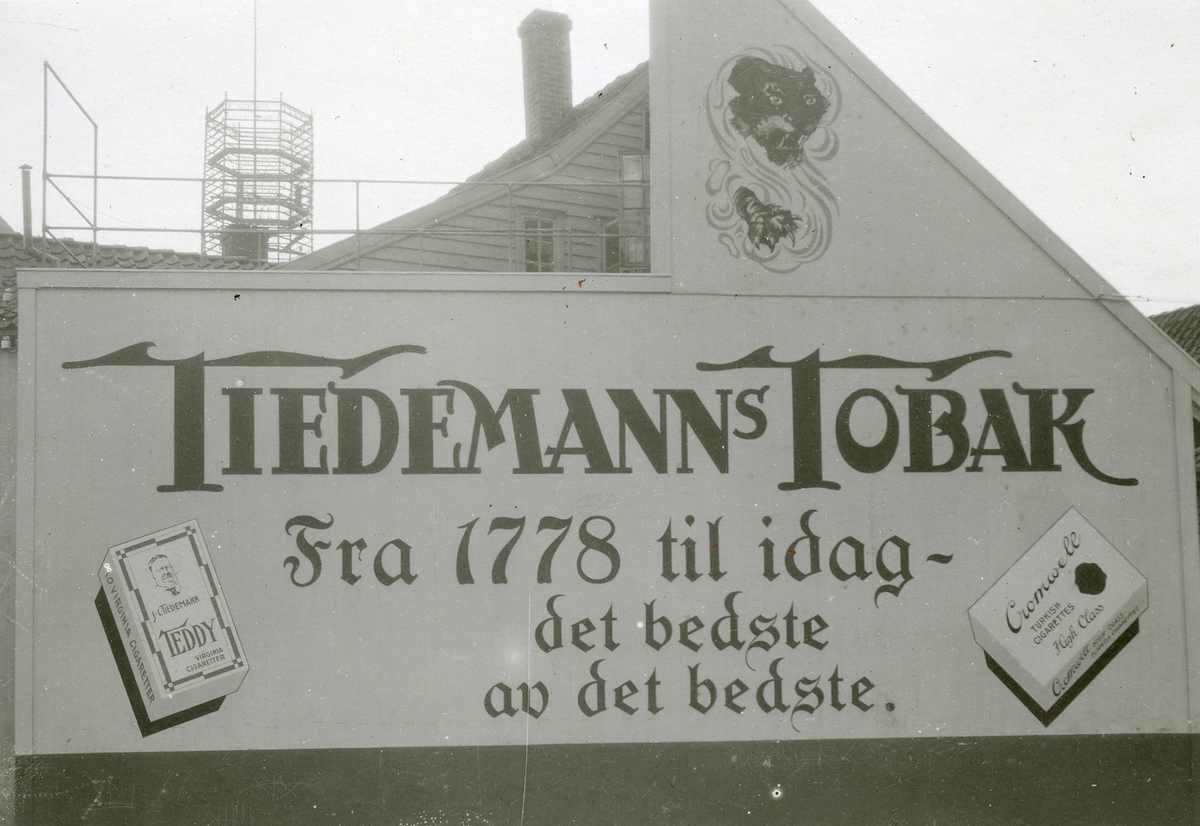 Reklame for Tiedemanns Tobak i Stavanger.