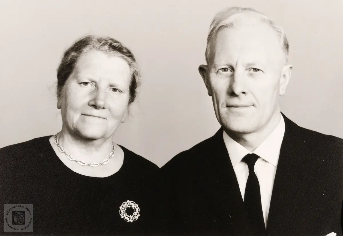 Portrett av ekteparet Guri og Tomas Egebø. Konsmo.