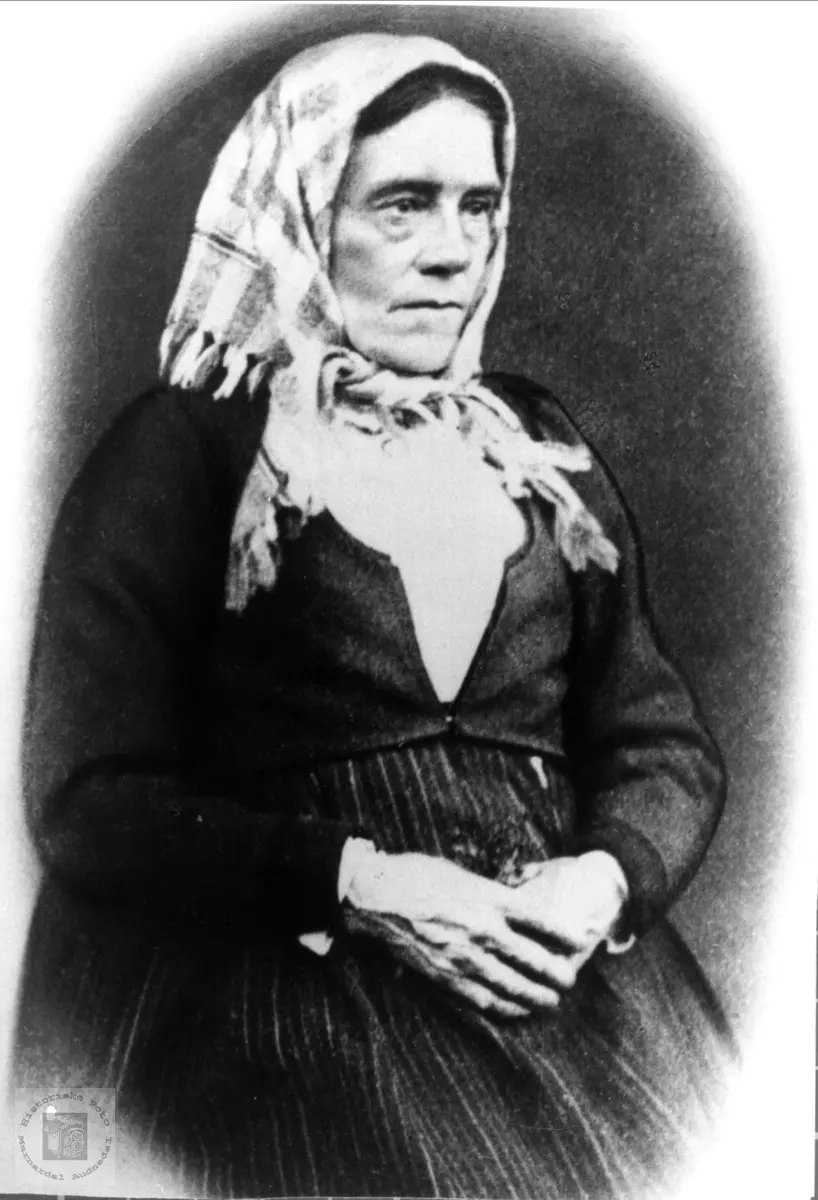 Portrett av Mari Grindland gift Skjeggestad, senere Sundet, Bjelland.