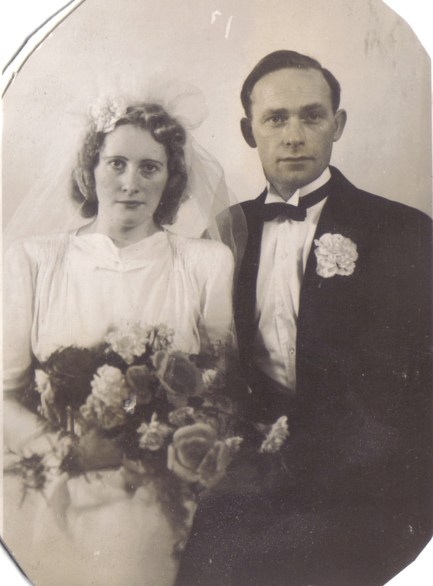 Samling fotografier etter Olga Beldo f. Eliassen