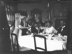 bolig, interiør, stue, kaffebord, skjenking, hetvinsglass, k