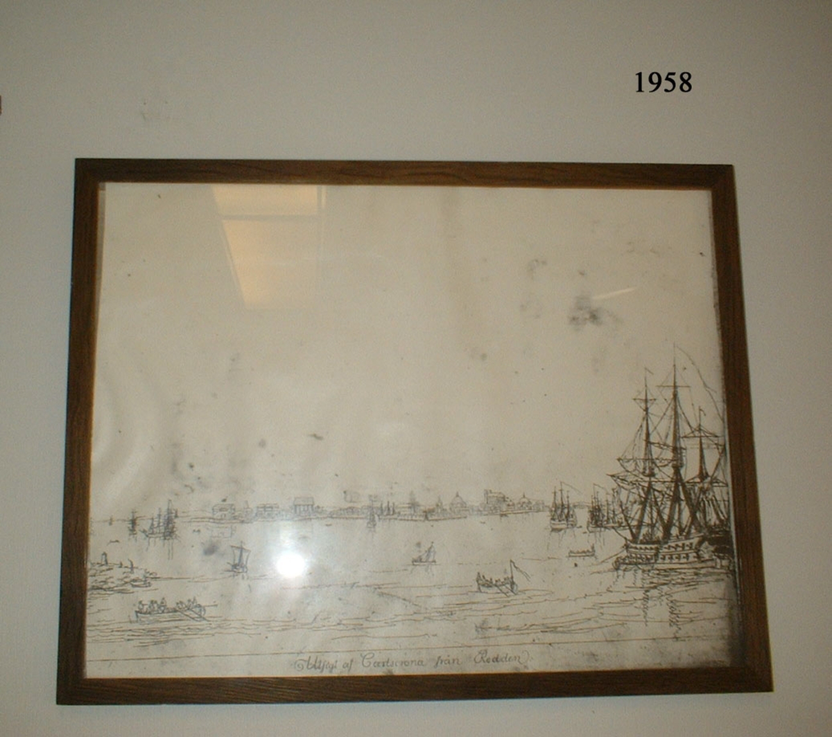 Fotokopia efter originalritning "Utsikt över redden af Carlscrona", ritad av Joh. P. Cumlin år 1787. Inom glas och ram.