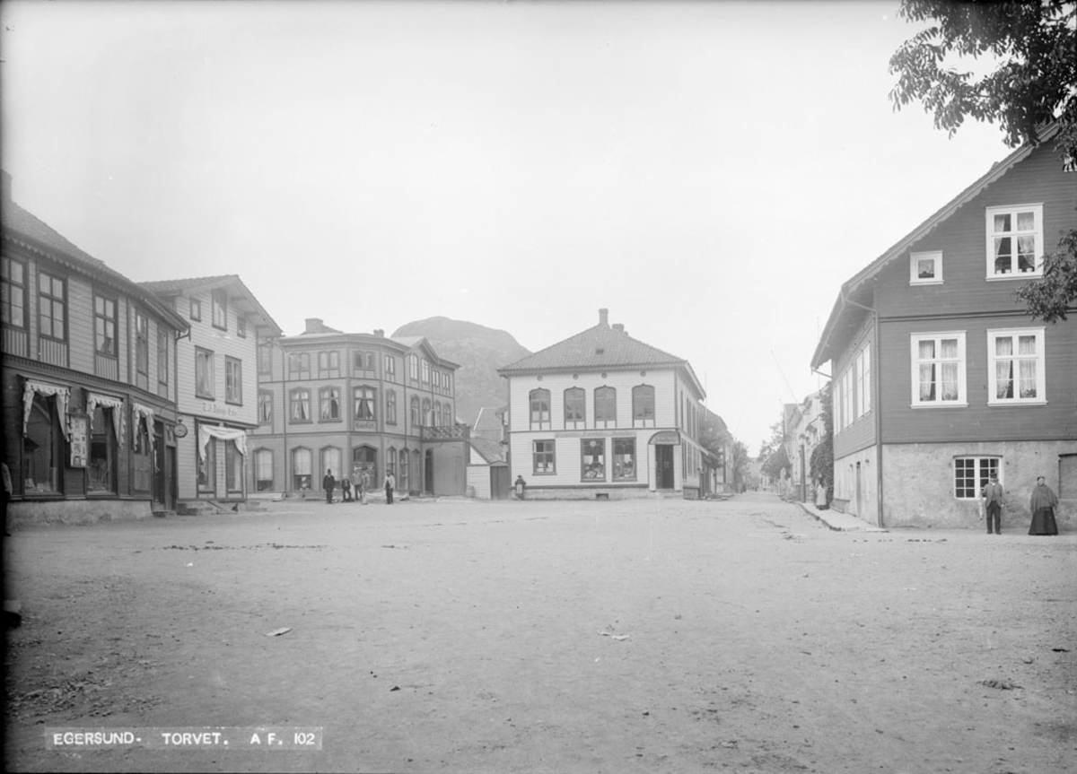 Torget i Egersund. Strandgaten, Johan Feyers gate.