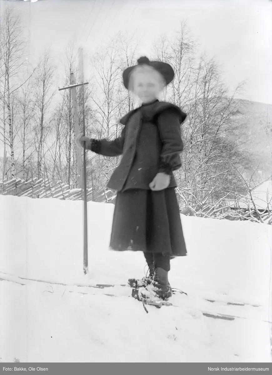 Jente på ski, Hegna Sigurdsrud