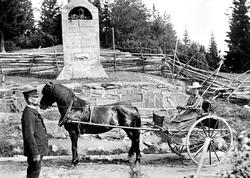 Foreningstøtta på Ørje i Marker, fotografert etter 1884.
Fr