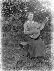 Antakelig Elisabeth Hansen.