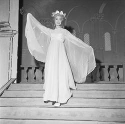 Fra Nationaltheatrets oppsetning av Tornerose.