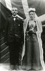 Brudeparet Alvhilde og Paul Wågø