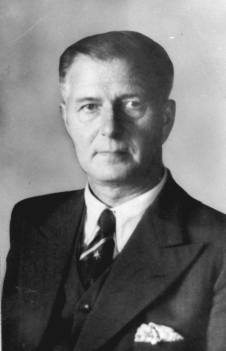 Bakermester Olav J. Andersen, leder i Harstad håndverkerforening, 1947-1948.