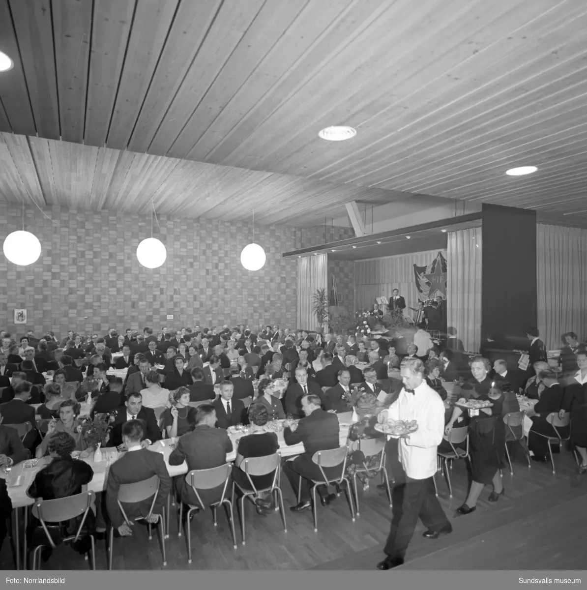 Idrottsklubben Heffners IF firar 60-årsjubileum i Skönsbergs Folkets hus, 1898-1958.