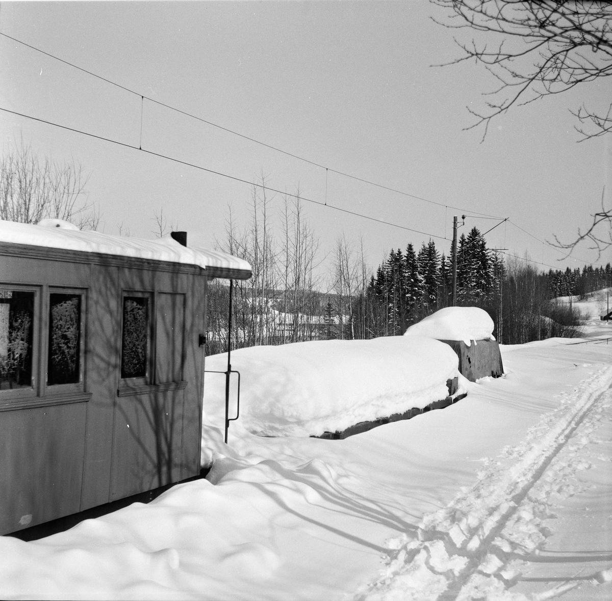 Urskog-Hølandsbanens materiell på Bingsfoss stasjon.