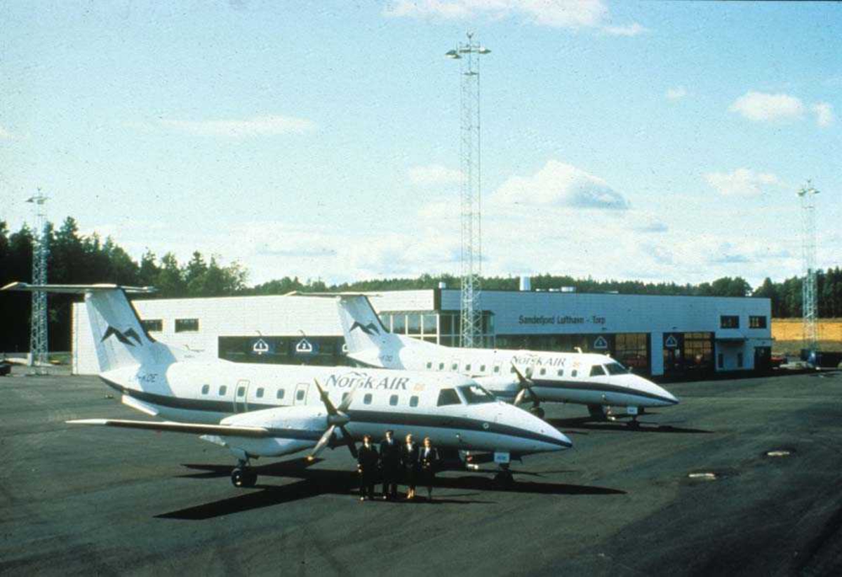 Lufthavn/Flyplass. Torp/Sandefjord. To fly, LN-KOD og LN-KOE, Embraer EMB-120 Brasilia fra Norsk Air, Torp. 




































































































































































































































































































































































































































































































































































































































































