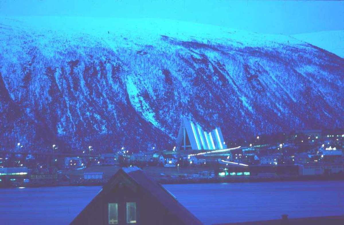 Landskap. Tromsø. Utsikt mot Tromsdalen med Ishavskatedralen.
























































































































































































































































































































