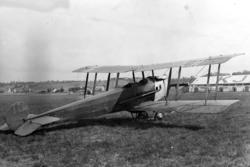 Kjeller  lufthavn, Ett fly på bakken, Avro 504.Hærens Flyvåp