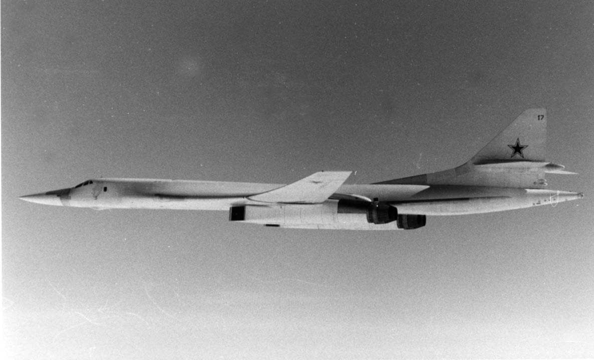 Luftfoto-  En Tupolev Tu-160 Blackjack. 