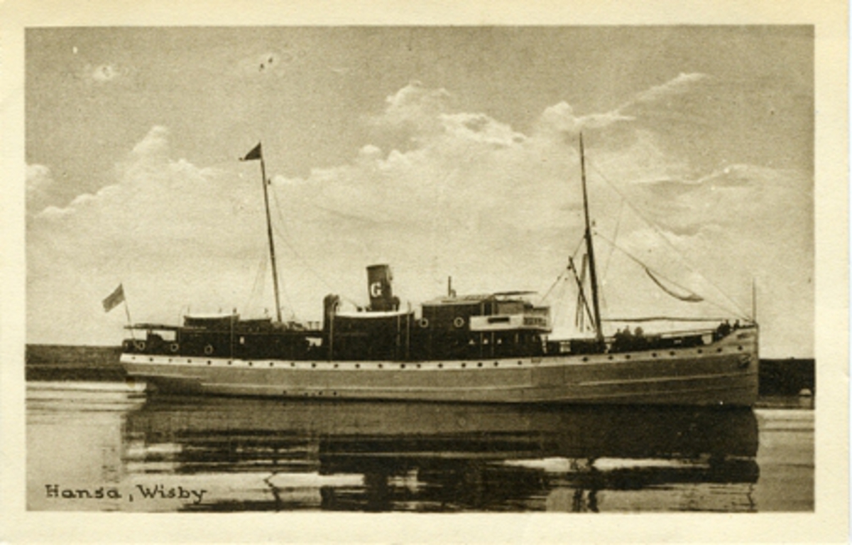 Passagerarfartyget S/S HANSA (1899) på vykort. Förlag: W. Sandberg, Visby, 2637. HANSA sänktes av en sovjetisk ubåt utanför Gotland 1944-11-24.