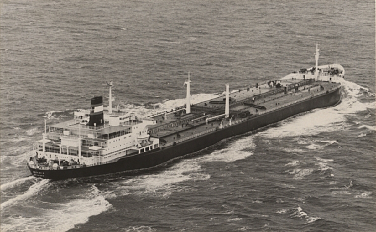 Eriksberg levererade den 27 juni 1968 96.600 tons d.w. tankmotorfartyget "ARTEMIS", byggt för Partrederiet för M/T ARTEMIS.