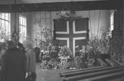 Begravelse (etter bombing 1940?) (kopi)