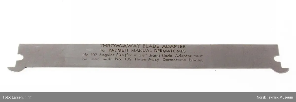 Bladtilpasser i rustfritt stål.
For the Padgett manual dermatomes. Regular Size, no. 107