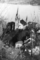 Kragerø kirke  og Skippergata sett fra oven.