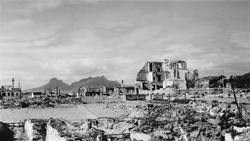 Ruiner i Bodø, etter bombingen i 1940.