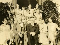 Fotoarkivet etter Gunnar Knudsen. Gruppebilde, Borgestad går