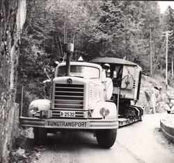 Vannkraftutbygging, frakt av anleggsmaskin mellom Åmot og Da