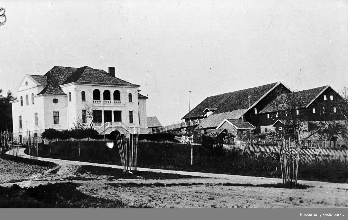 Oppen gård 
Ringerike
1905
