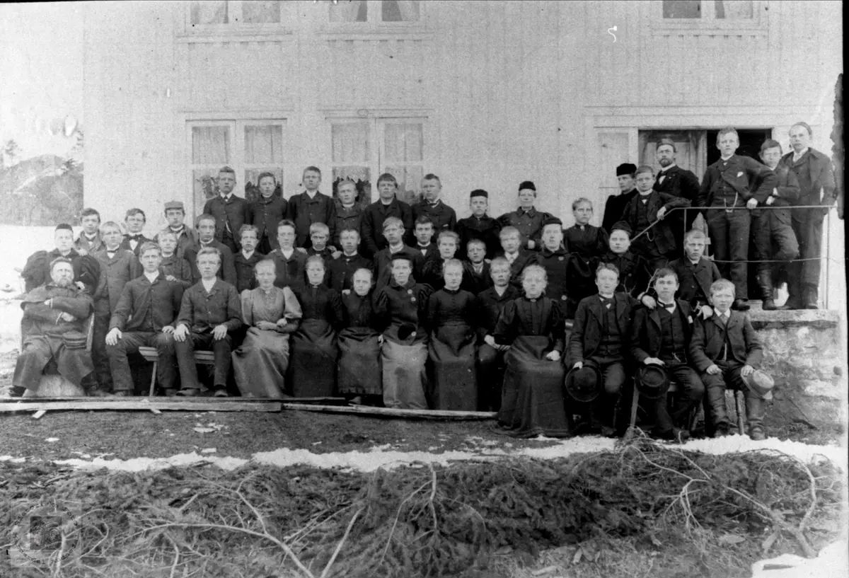 Amtskolen på Hesså i Bjelland