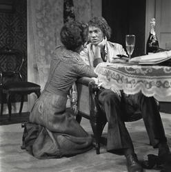 Nationaltheateret. Gjengangere. 25/9-72