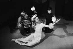 Nationaltheateret. "Leonce og Lena". Omtak. 14/3-72.