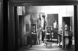 Nationaltheateret. "Spöksonaten" scenemodell. 3/9-72