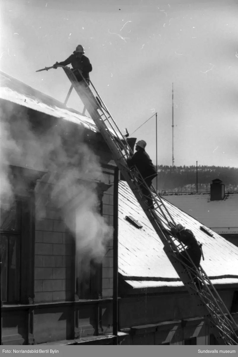 Brand i ett rivningshus vid gamla restaurang Runan.
