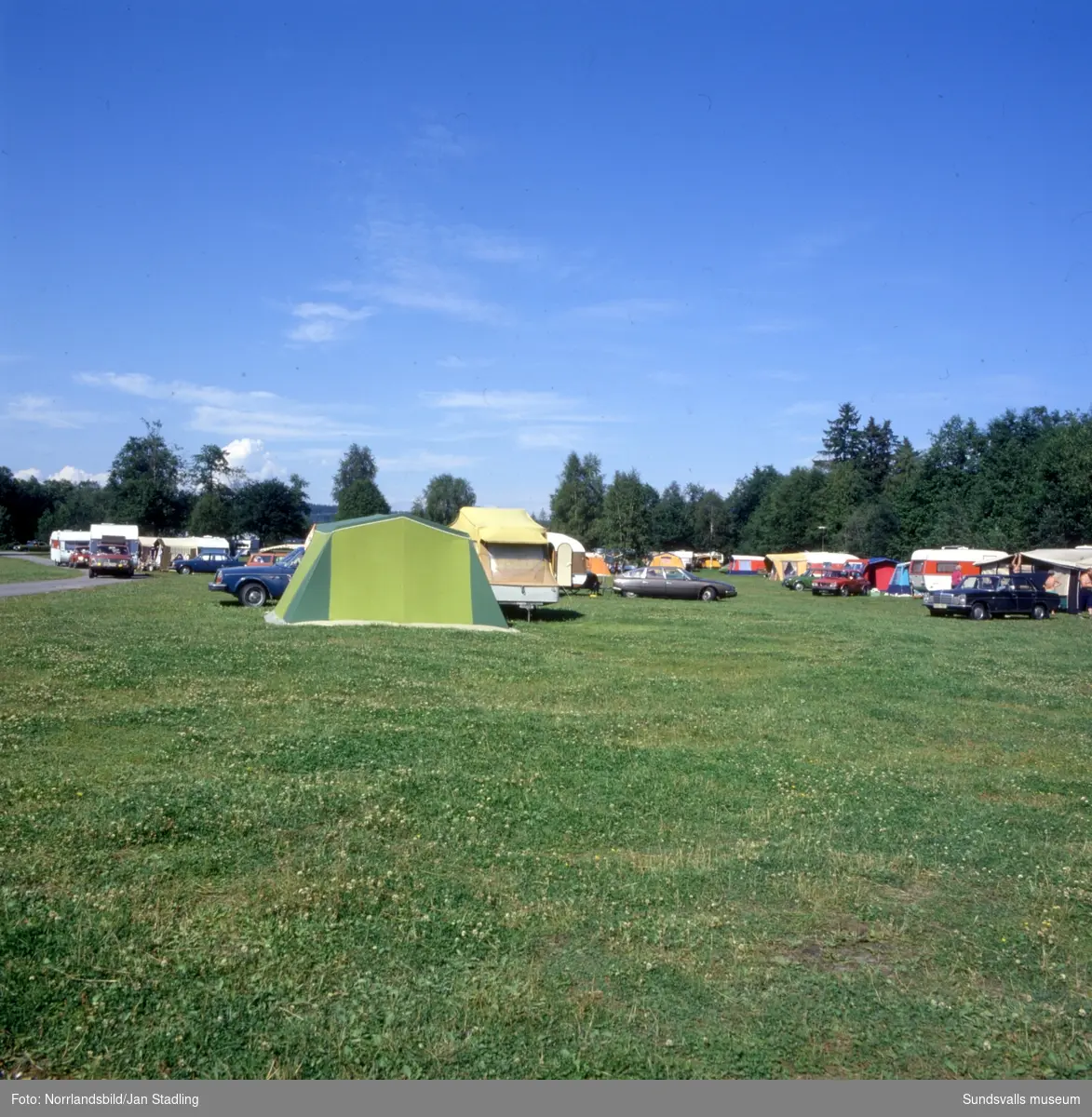 Bergsåkers campingplats vid Selångerfjärden.