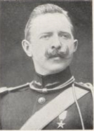 Norsk sjøoffiser som tjenestegjorde i Fristaten Kongo og Belgisk Kongo i 19 år fra 1905 til 1924, formann for Norske Kongoveteraners Forening.